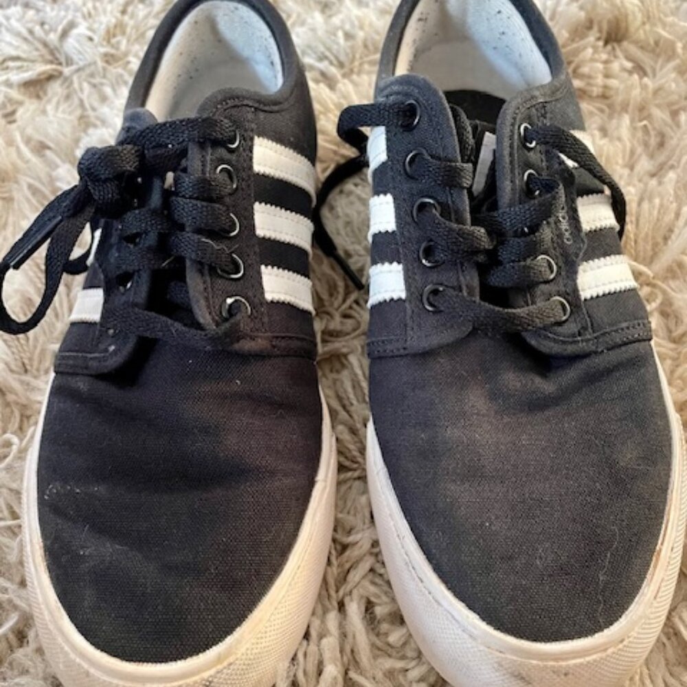 Adidas Skate Shoes Size 5